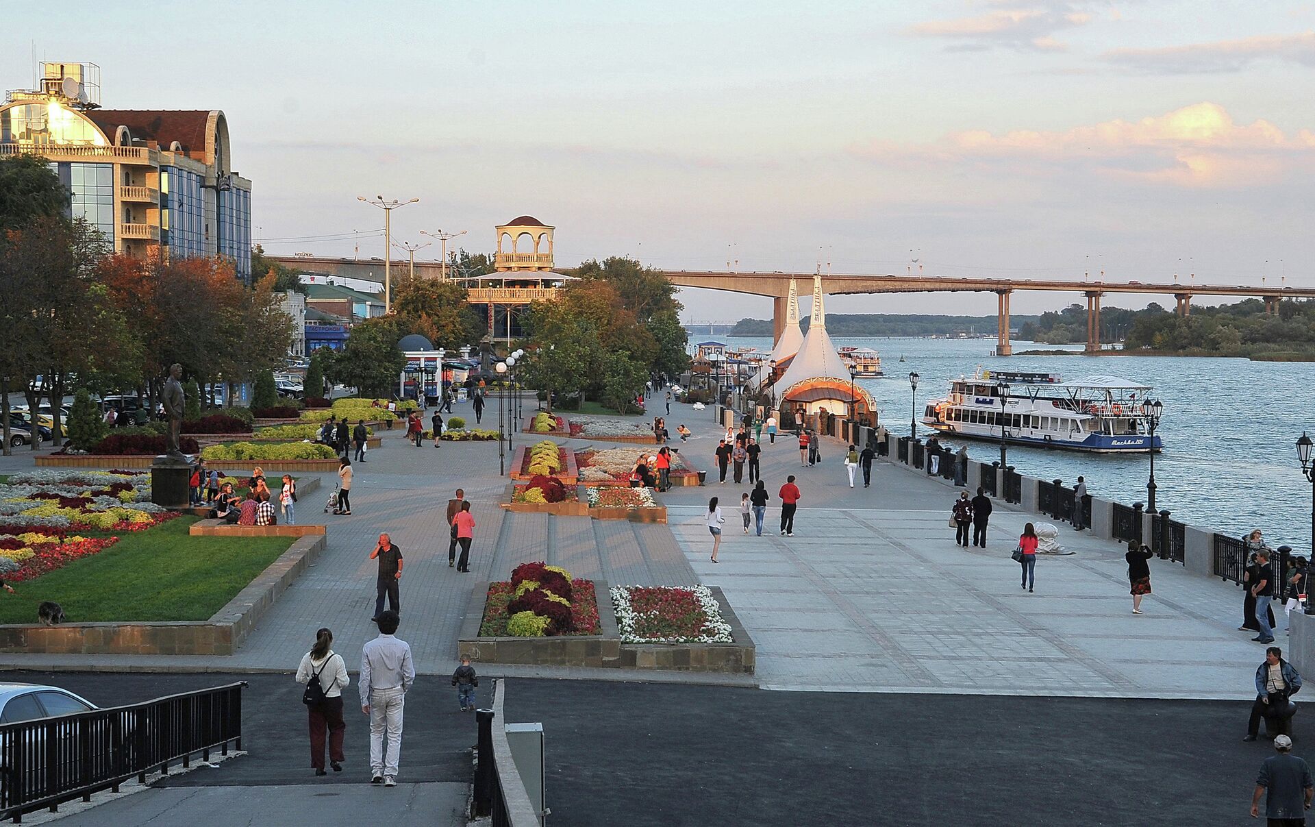 Набережная реки Дон